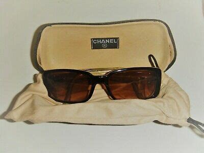 chanel bordeaux sunglasses with case mod 5115-q|Chanel Sunglasses 515q 64811 Black Guc .